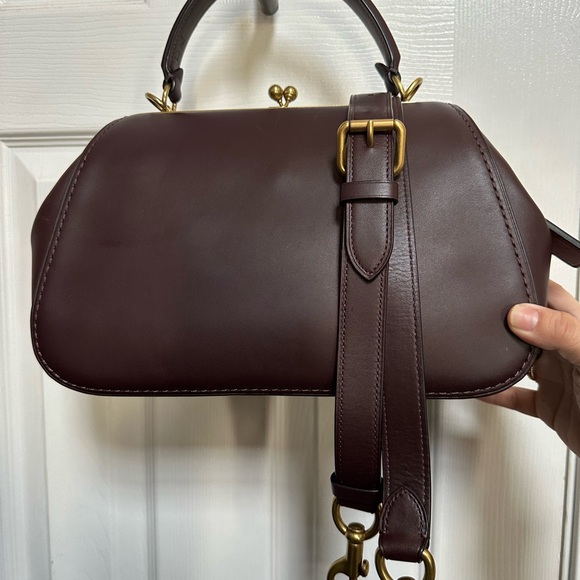 Coach 1941 Kisslock frame bag in oxblood - Picture 11 of 13